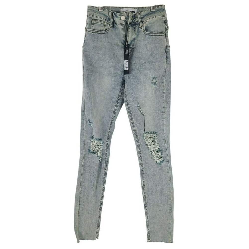 Fashion Nova Womens Distressed Light Wash Skinny Jeans Size 3